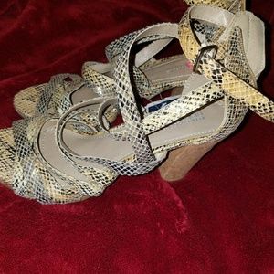 Cork high-heeled Rubber Soul snake like sandals